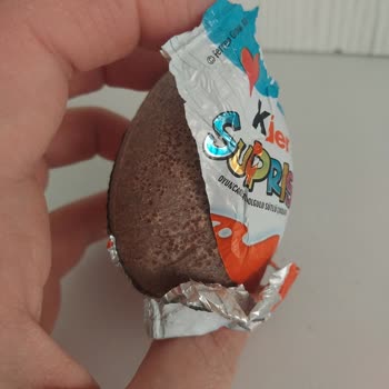 Migros Şubesinde Satın Alınan Kinder Surprise Yumurta Kalitesiz, Taze Ürün Ve Özür Talebi