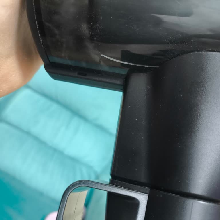 Bosch Dikey Şarjlı Süpürgede Tekrarlayan Parça Kırılması Garanti Kapsamında Değişim Talebi