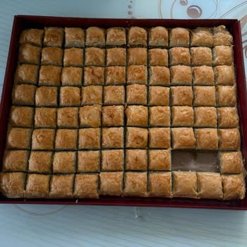 Dilim Börek'ten Fıstıklı Baklava Siparişinde Yanlış Ürün Ve 5.218 TL İade Talebi