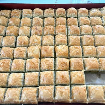 Dilim Börek'ten Fıstıklı Baklava Siparişinde Yanlış Ürün Ve 5.218 TL İade Talebi