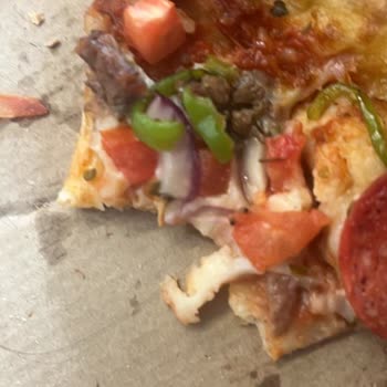 Yemeksepeti'nde Dodo Pizza'ya Kıl İçeren Eksik Sipariş Ve İade Reddine Şikayet