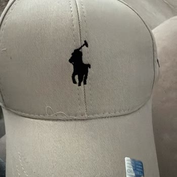 Stepstore’dan Görseliyle Uyuşmayan Şapka Ve Ücretsiz Değişim Talebi