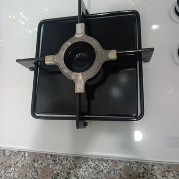 Bosch Ankastre Ocak Parçasındaki İzler Ve Servisin Yetersiz Cevabı