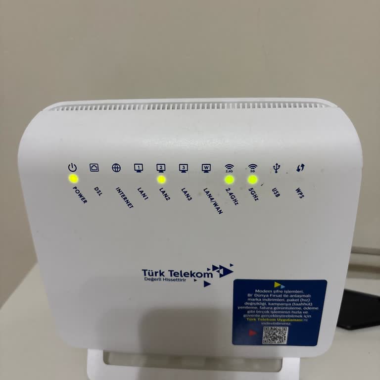 İnternet Kesintisi Ve Geciken Müşteri Hizmetleri Çözüm İsteği