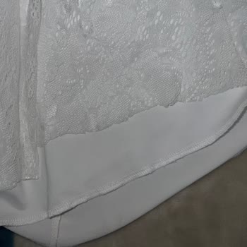 Manuka Dantelli Eteğin Yıkama Sonrası Çekmesi Ve İade Talebinin Reddi