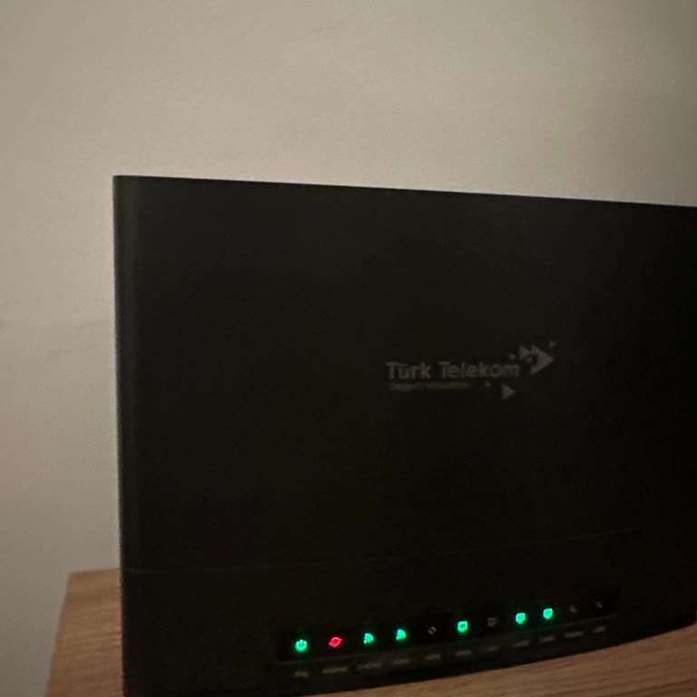 Türk Telekom'da Sürekli Ertelemelerle Ev Ofis Çalışanının İşini Engelleyen İnternet Kesintisi