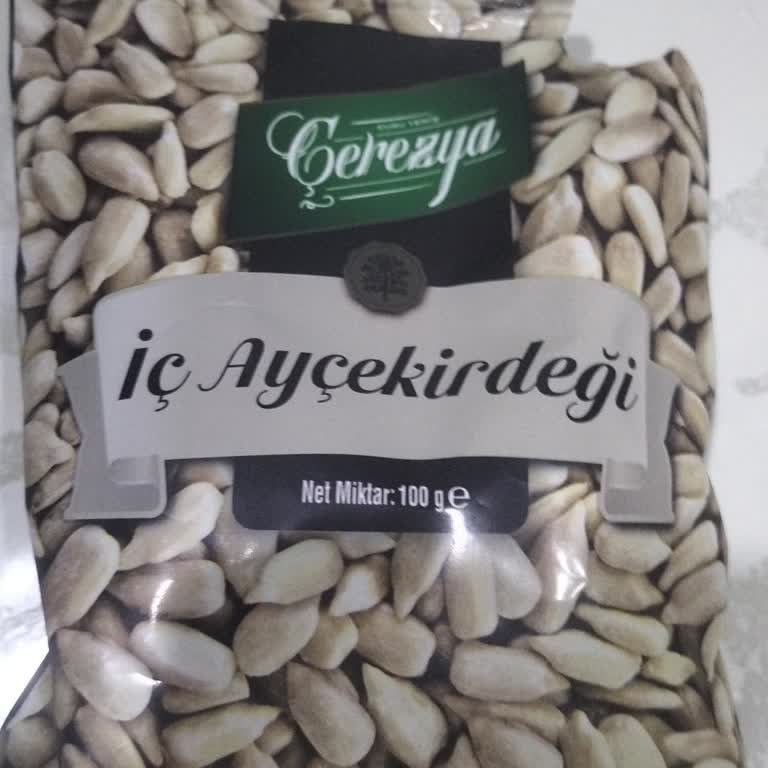 A101 Çerezya İç Ay Çekirdeği Bayat Ve Kötü Kokulu, Personel Kaba Ve Yardımcı Olmadı