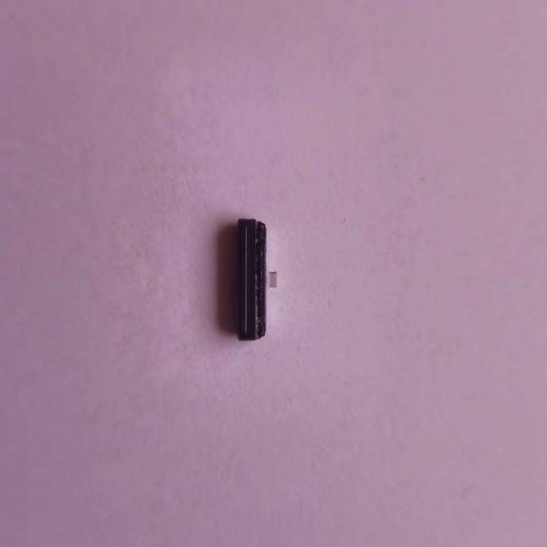 Samsung Yetkili Servislerde Power Tuşu Yedek Parça Satışı Reddi