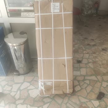 Özensiz Paketleme Ve Hasarlı Mobilya Nedeniyle Yanlış Teslimat Bilgisi