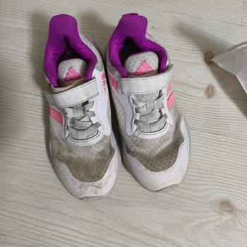 Adidas Spor Ayakkabısının Kısa Sürede Renk Bozulması Ve İade Talebi