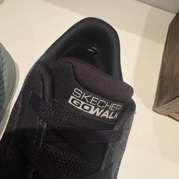 Skechers GO Walk Ayakkabısında Üçüncü Kullanımda İç Bilekte Yırtılma Ve Kullanıcı Hatası Reddi