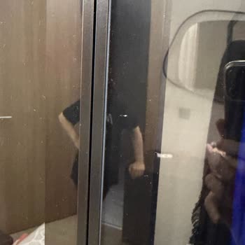 Modalife Mobilya'dan Kopan Düğmeler Ve Cam Kapak Sorununa Hızlı Çözüm Talebi