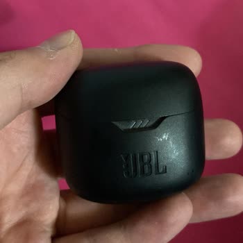 JBL Tune Flex NC TWS Sağ Kulaklık Parçasının Değişimi Talebi