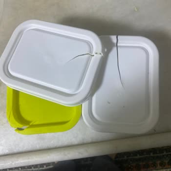 Paşabahçe Cam Saklama Kaplarının Plastik Kapakları Hızla Kırılıyor, Yedek Kapak Talebi