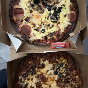 Manavgat Domino’s Şubesinde Yanmış Pizza Ve 1,5 Saatlik Gecikme Şikayeti