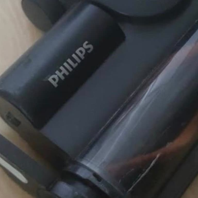 Philips Aqua Plus 8000 Şarjlı Süpürge Başlığı Kırıldı: Ücretsiz Değişim Talebi