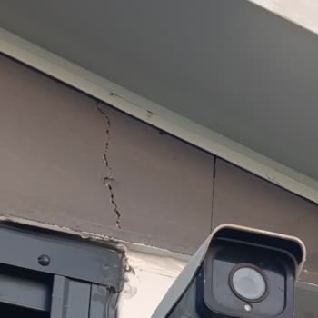 Karmod Ankara Şubesinin Dış Cephe Çatlaklarını Onarmaması Ve Randevu Sözlerini Tutmaması