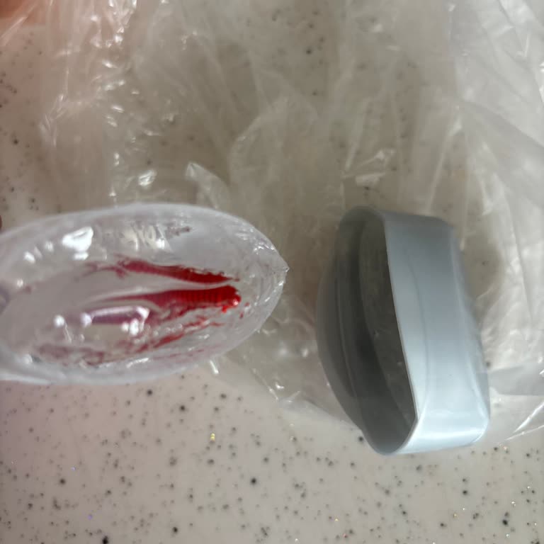 Migros Sanal Market Siparişinde Çürük Portakallar Ve Açılmış Old Spice Gel Ürünü İade Talebi