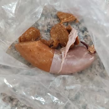Bozulmuş Cumhuriyet Sucuğu İçin Cevapsız İletişim