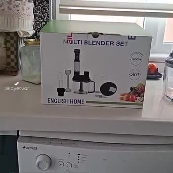 English Home Multi Blender Setinin Haznesi Gevşek, Kapak Çıkıyor