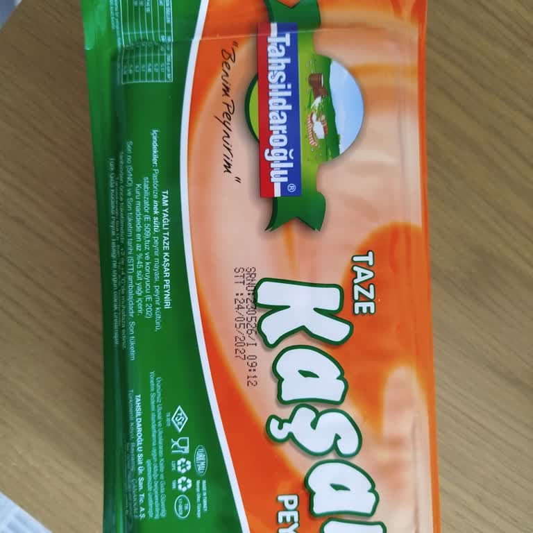Migros Biga Şubesinde Taze Kaşar Peynirinde Acı Tat Şikayeti