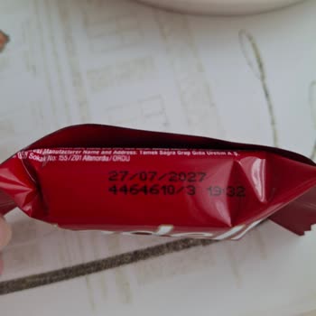 Zırhlı Gıda Market Tadelle Çikolatasında Sert Yabancı Madde Tespit Edildi