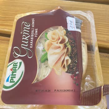 Kapalı Paketteki Hindi Fümede Beyaz Küf Sağlık Endişesi Ve Değişim Talebi