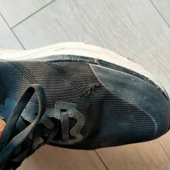 Lumberjack Marka Spor Ayakkabısında Üretim Hatası Şikayeti Ve Değişim Talebi
