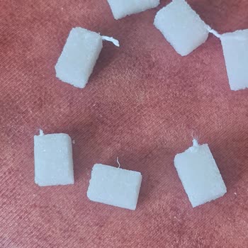 Nar Küp Şekerde Plastik İp Parçaları Çocuk Sağlığını Tehdit Ediyor