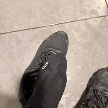 Boyner'den Aldığım Skechers Su Geçirmez Ayakkabı İlk Yağmurda Su Geçirdi Ve Ret Kararı Verildi