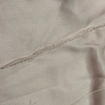 Terzi Dükkanı Dikişlerinin Açılması Ve Metal Detayın Kararması Nedeniyle İade Talebi