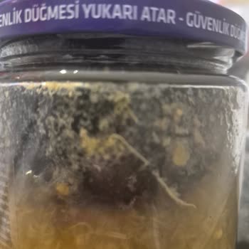 Közlenmiş Patlıcan Konservesi Bozuk Çıktı, Fiş Olmadan İade Reddedildi