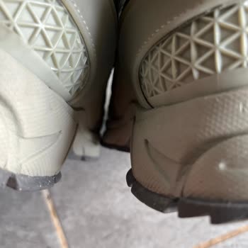 Nike Zoom Vomero Roam Ayakkabısında Üç Gün İçinde Açılma Ve Deformasyon Şikayeti