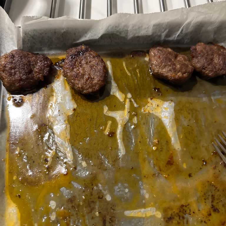 Nazar Et Hazır Köfteler Aşırı Acı Ve Düşük Kalite