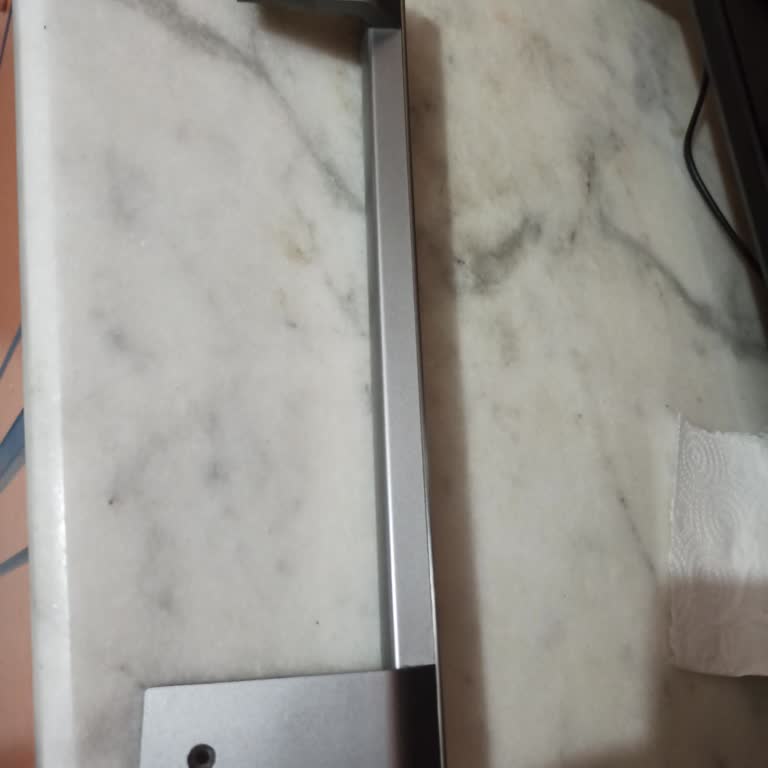 Grundig Buzdolabı Kapak Sapı Kırılma Sorunu Ücretsiz Çözüm Talebi
