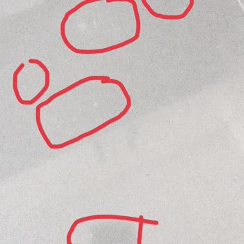 Porçöz Yağ Sökücü Taş Tezgahı Ağartıyor Ve Geri Dönüşü Olmayan Hasar