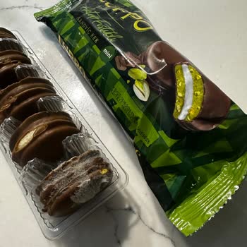 Küflü Luppo Çikolatalı Sandviç Kekte Sağlık Riski Ve Depolama Sorunu
