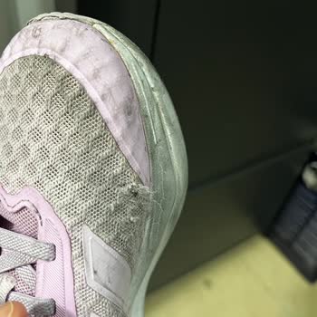 Adidas Duramo SL2 Çocuk Koşu Ayakkabısının Kısa Sürede Yırtılması Ve İade Talebi
