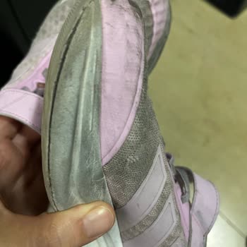 Adidas Duramo SL2 Çocuk Koşu Ayakkabısının Kısa Sürede Yırtılması Ve İade Talebi