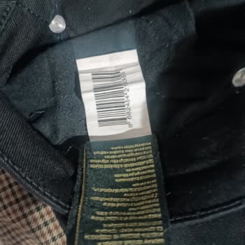 Tuzla Viaport AVM Mavi Mağazasında Siyah Kot Pantolon Etiketinin Düşmesi Ve Değişim Talebi