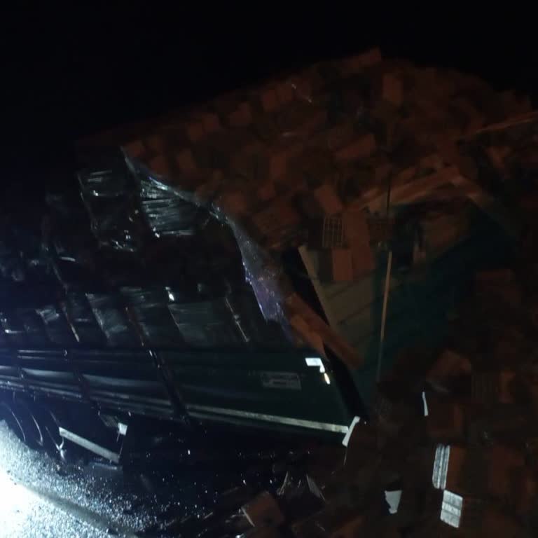 Mercedes-Benz Yetkili Servisinde Tekrarlanan Dorse Bağlantı Arızası Ve Güvenlik Riski