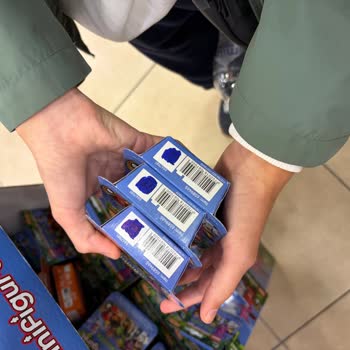 Lego Mini Figür Kutularındaki QR Kodları Çalışanlar Tarafından Karalanıyor