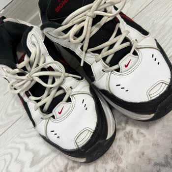 FLO Metrogarden'da Satın Alınan Nike Air Monarch Ayakkabısında Erken Yırtılma Ve İade Talebi