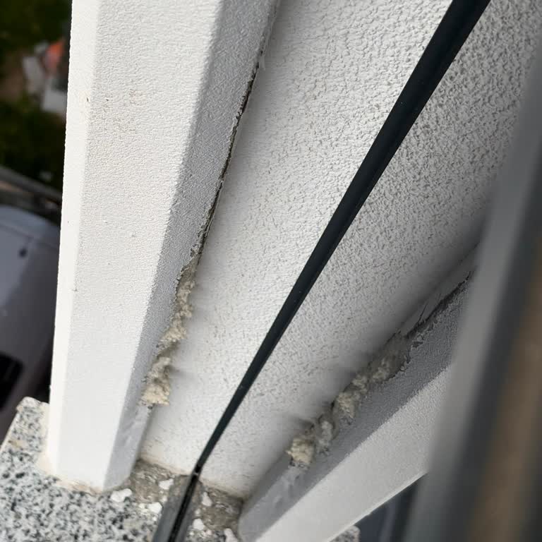 Arçelik Cam Silme Robotunda Temizleme Sorunu Ve Dış Cephe Hasarı