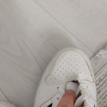 Adidas Hoops Classic Ayakkabımda Açılma Ve Yırtılma, Ayıplı Ürün İadesi Çözülmedi