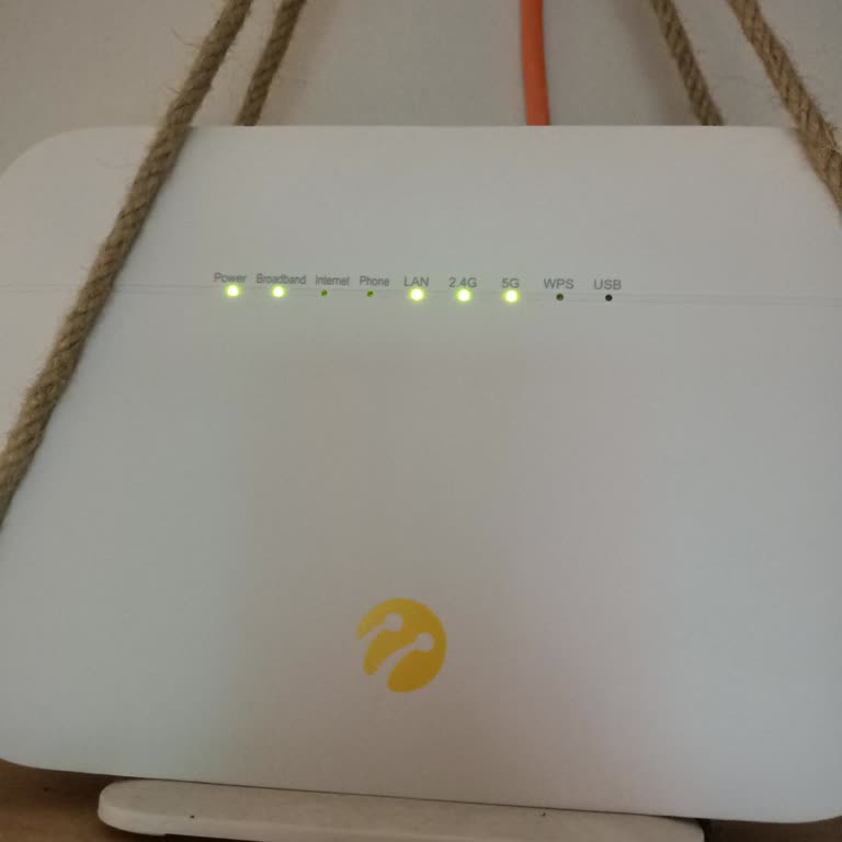 Aboneliğimde 200 Mbps Fiber Sürekli İnternetsiz Ve Cevapsız Müşteri Desteği