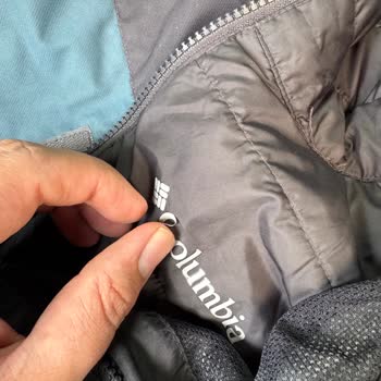 Columbia Montunda Logo Soyulması Ve Yanıltıcı Yıkama Bilgisi
