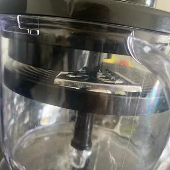 Sinbo Blender Setinde Çatlak, Rendeleme Çalışmıyor Ve Yağ Sızması