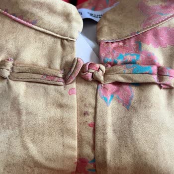 Terra Rossa Butik'ten Defolu Takım İçin İade Ve 2000 TL Geri Ödeme Talebi