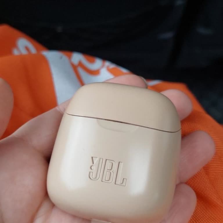 Vodafone'dan Aldığım JBL Tune Kablosuz Kulaklıklarda Şarj Ve Ses Sorunları, Değişim Talebi